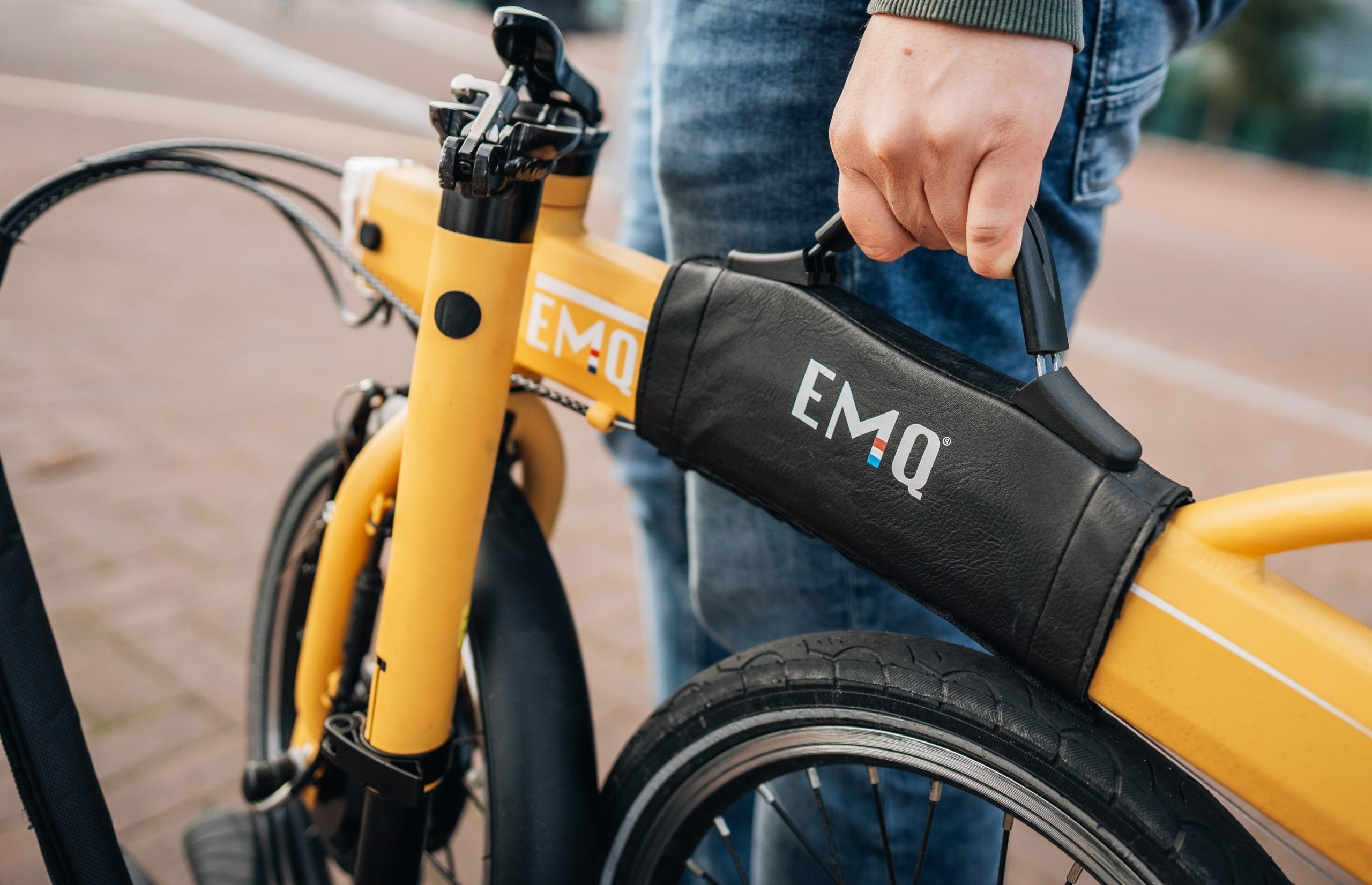 EMQ