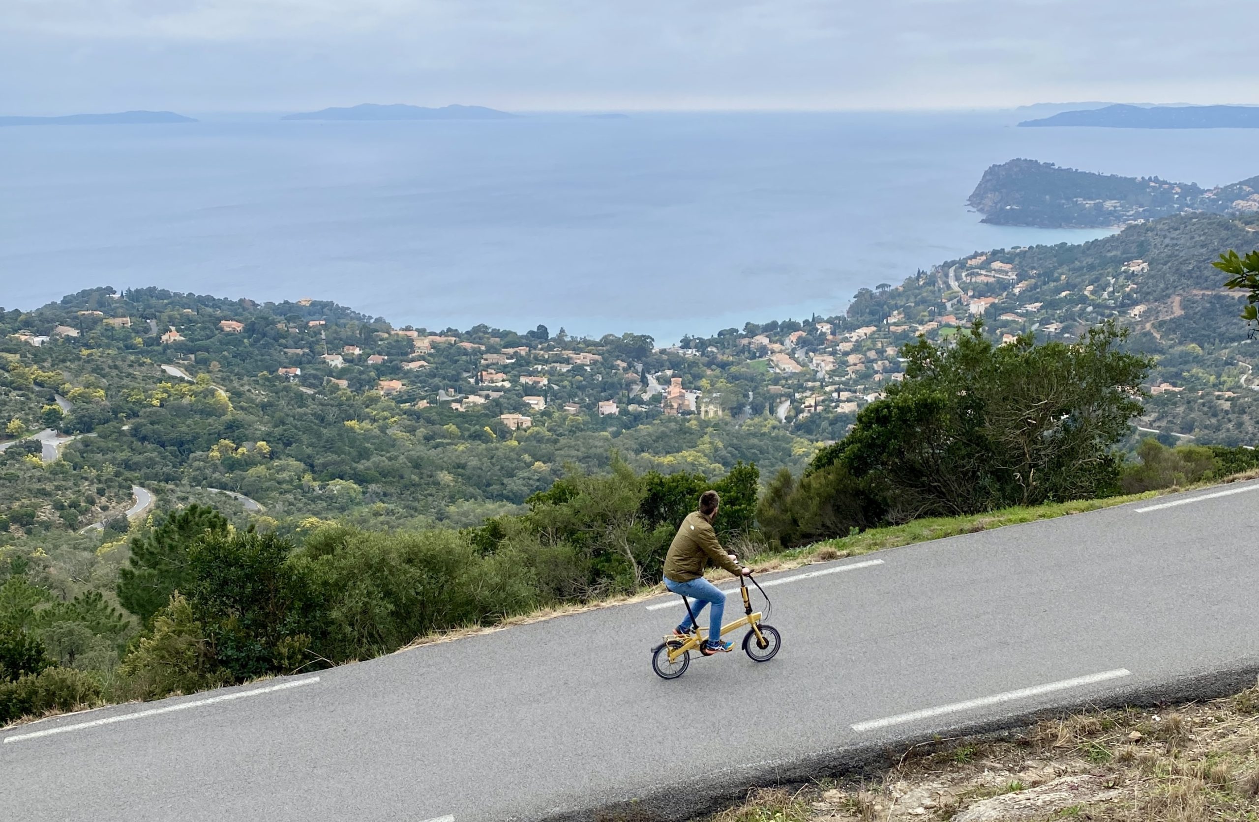 Zomerse citytrip op de planning? Neem je e-bike vouwfiets mee